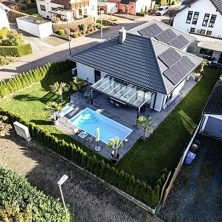 Grosszuegige Unterkunft Mit Terrasse Oberbrechen Eksteriør billede