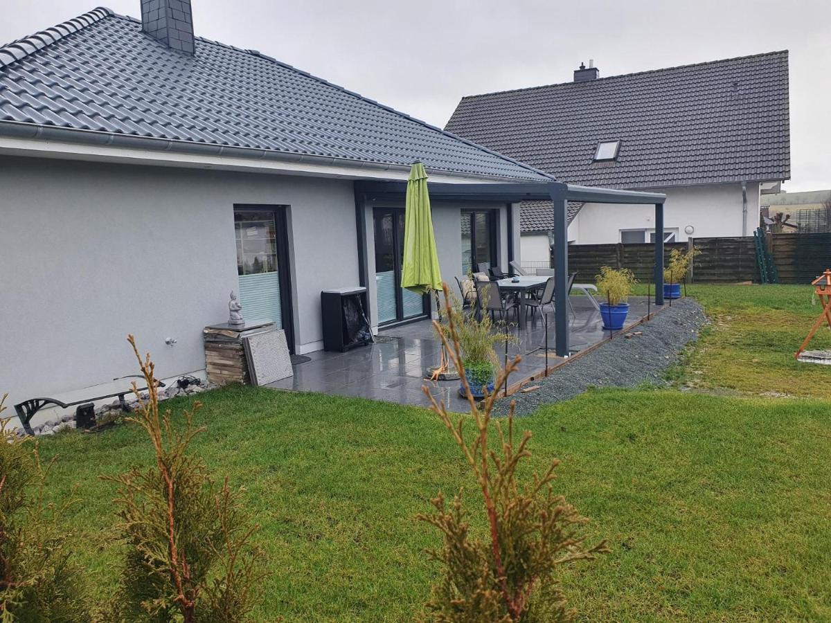 Grosszuegige Unterkunft Mit Terrasse Oberbrechen Eksteriør billede