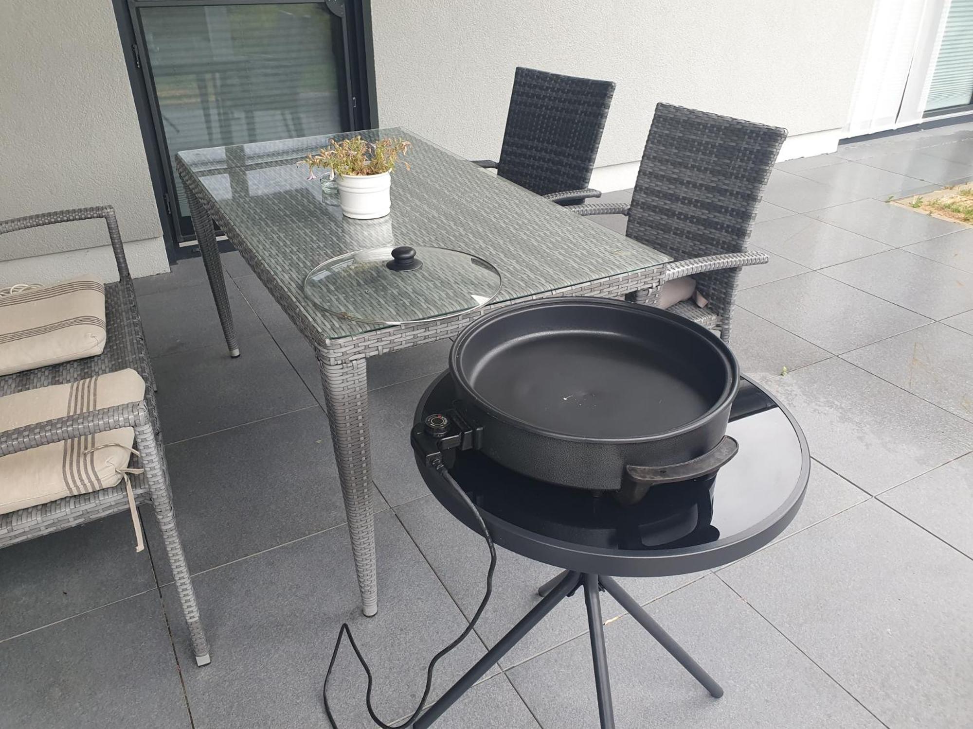 Grosszuegige Unterkunft Mit Terrasse Oberbrechen Eksteriør billede